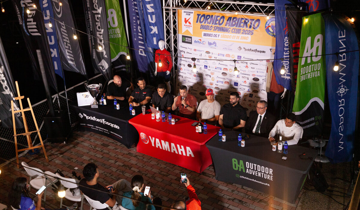 Conferencia de prensa diablo Spinning club