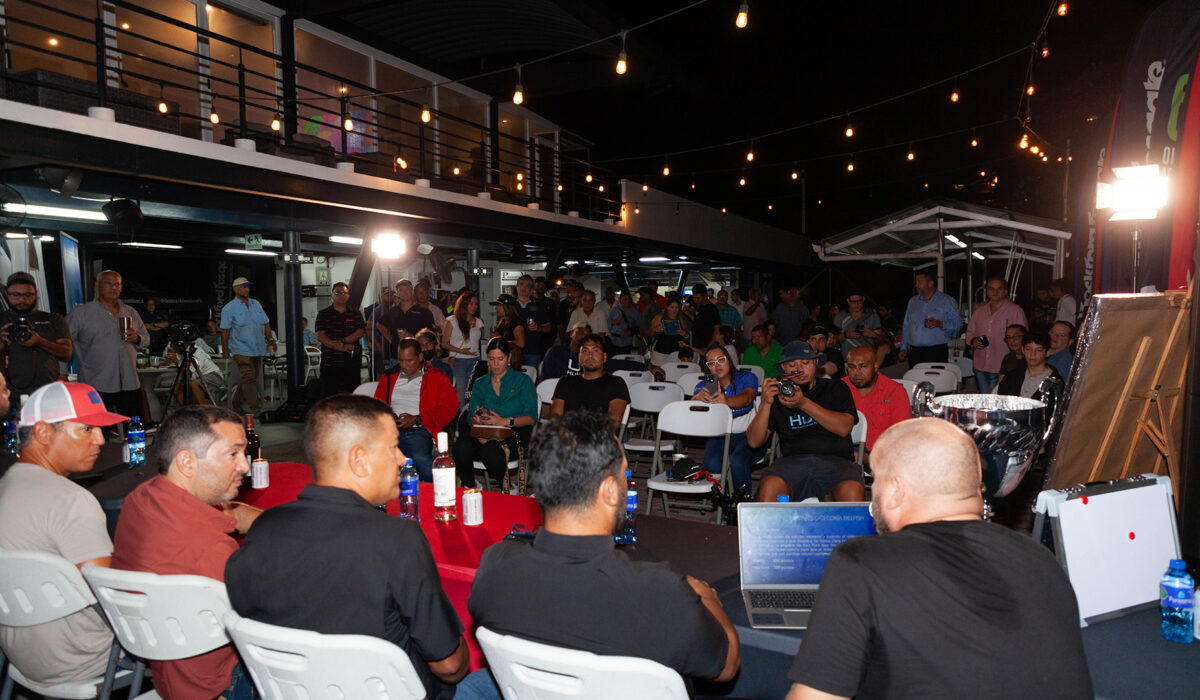 Conferencia de prensa diablo Spinning club